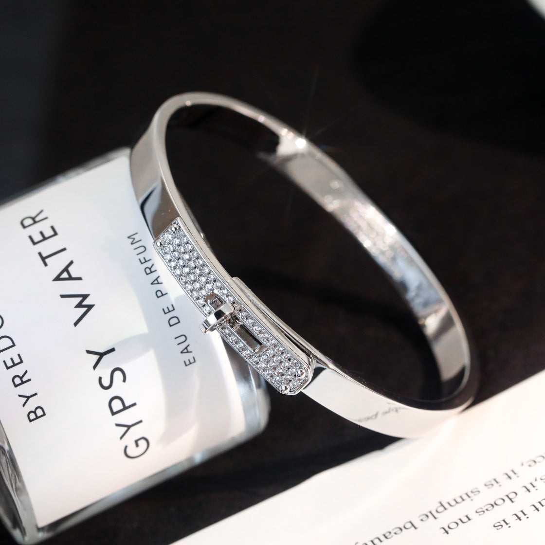HERMES KELLY SILVER DIAMOND BRACELET