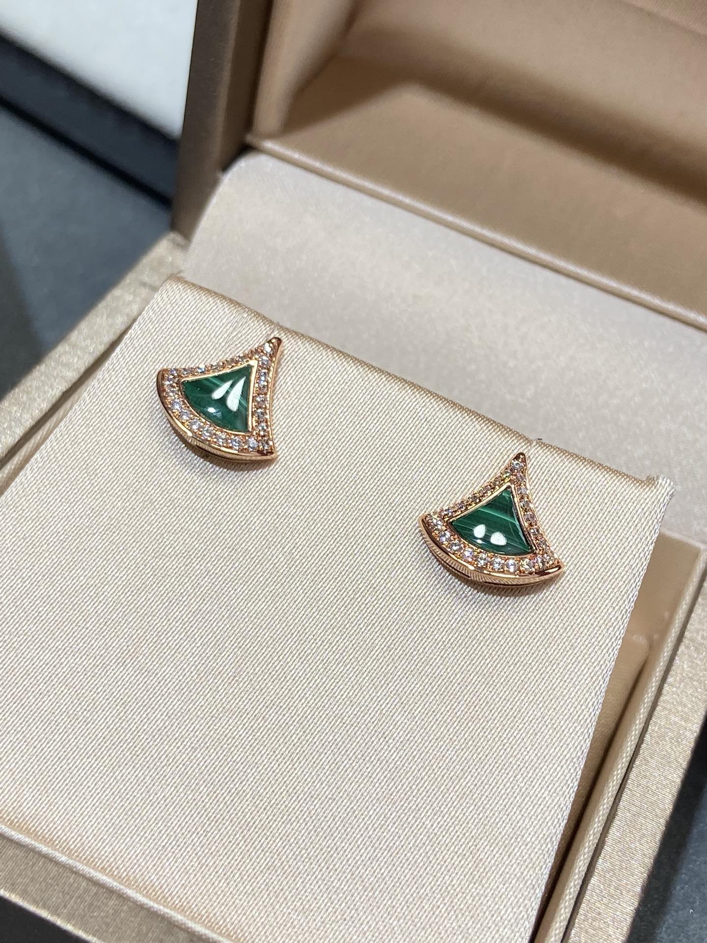 BVLGARI DIVAS DREAM EARRINGS PINK GOLD DIAMOND