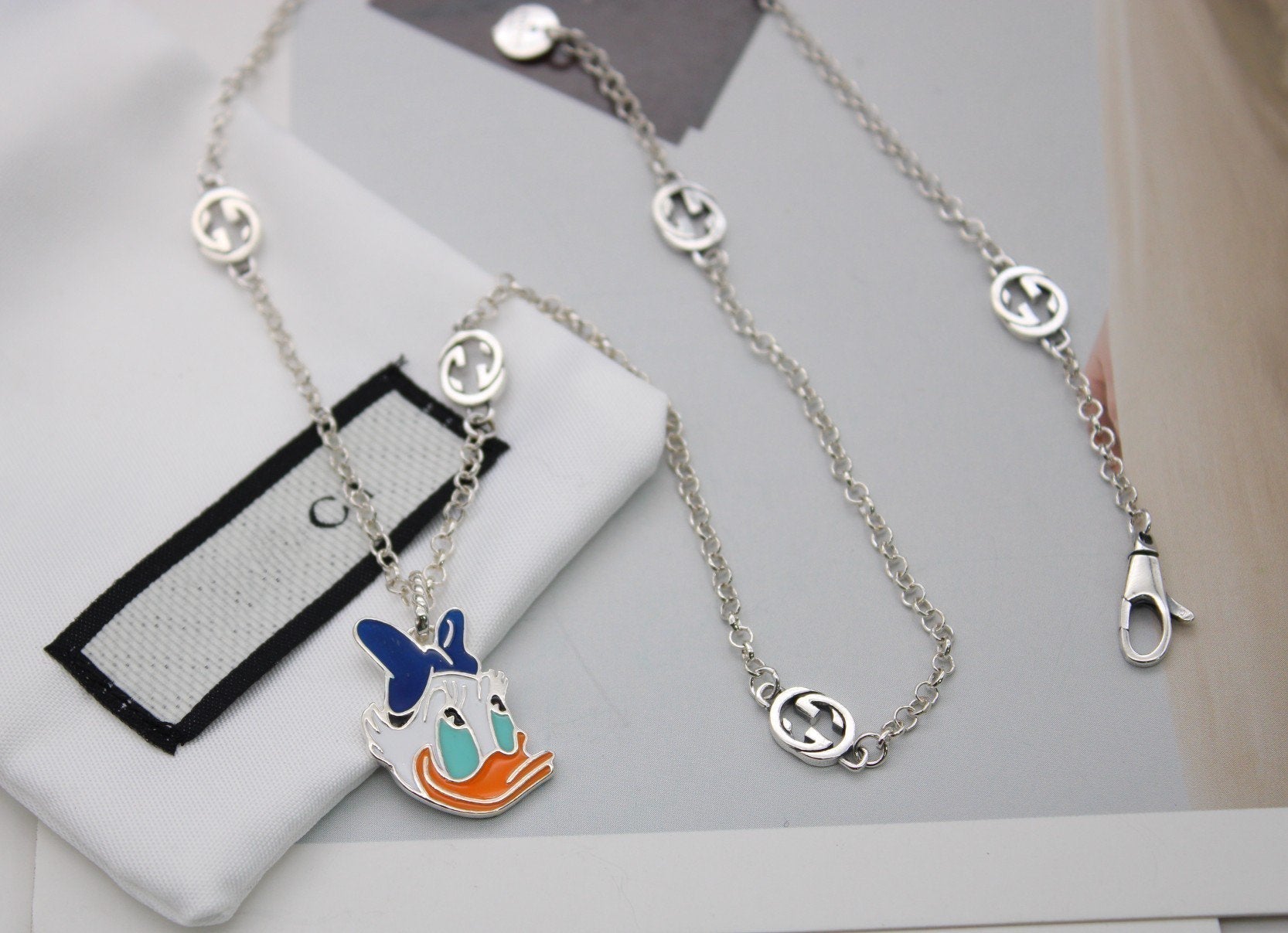 GUCCI GG DONALD DUCK DOUBLE G STERLING SILVER NECKLACE