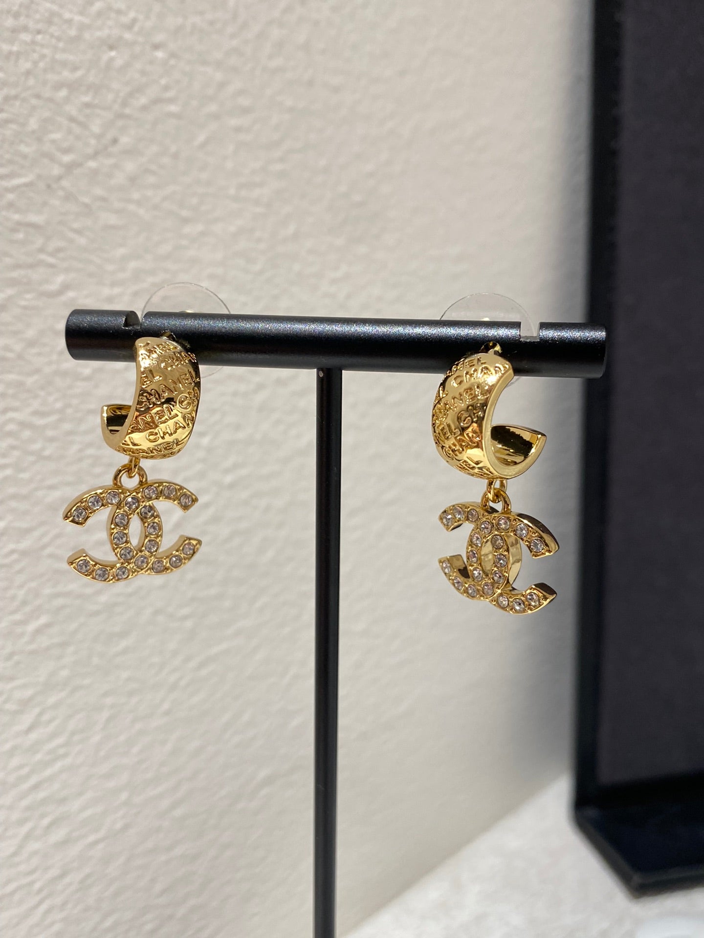 Chanel Letter Hook Gold Diamond Earrings