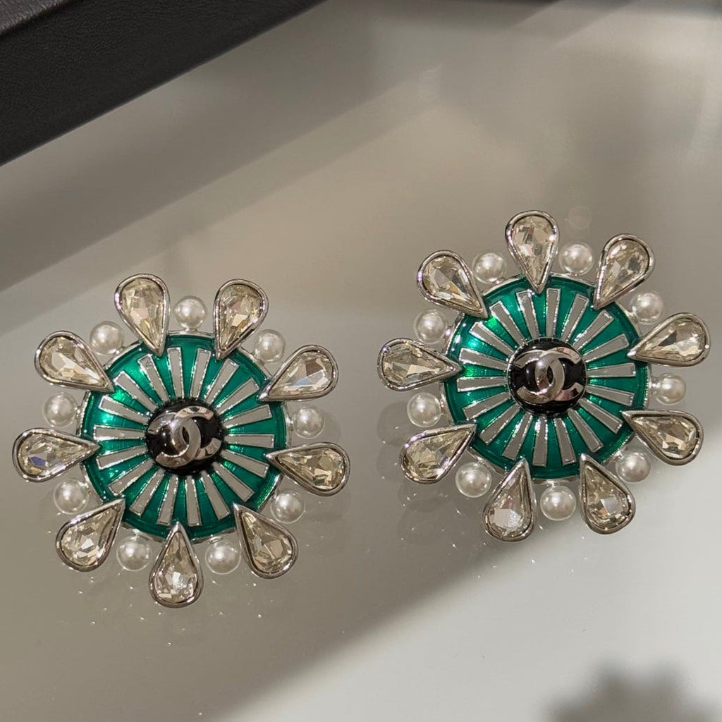 Chanel 2026 Green Enamel Openwork Pearl Teardrop Crystal Silver Snowflake Earrings
