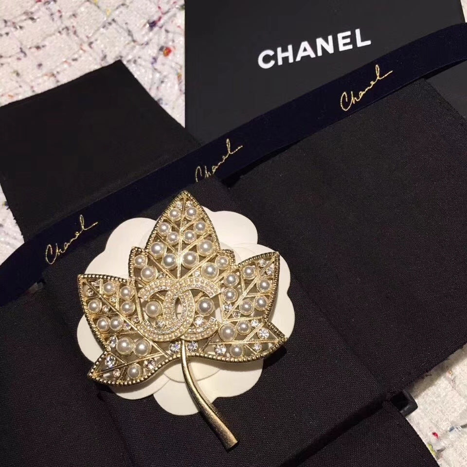 Chanel Brooch 156492