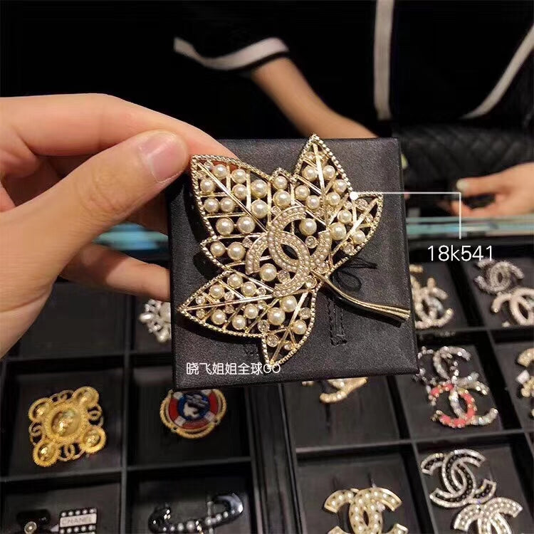 Chanel Brooch 156492