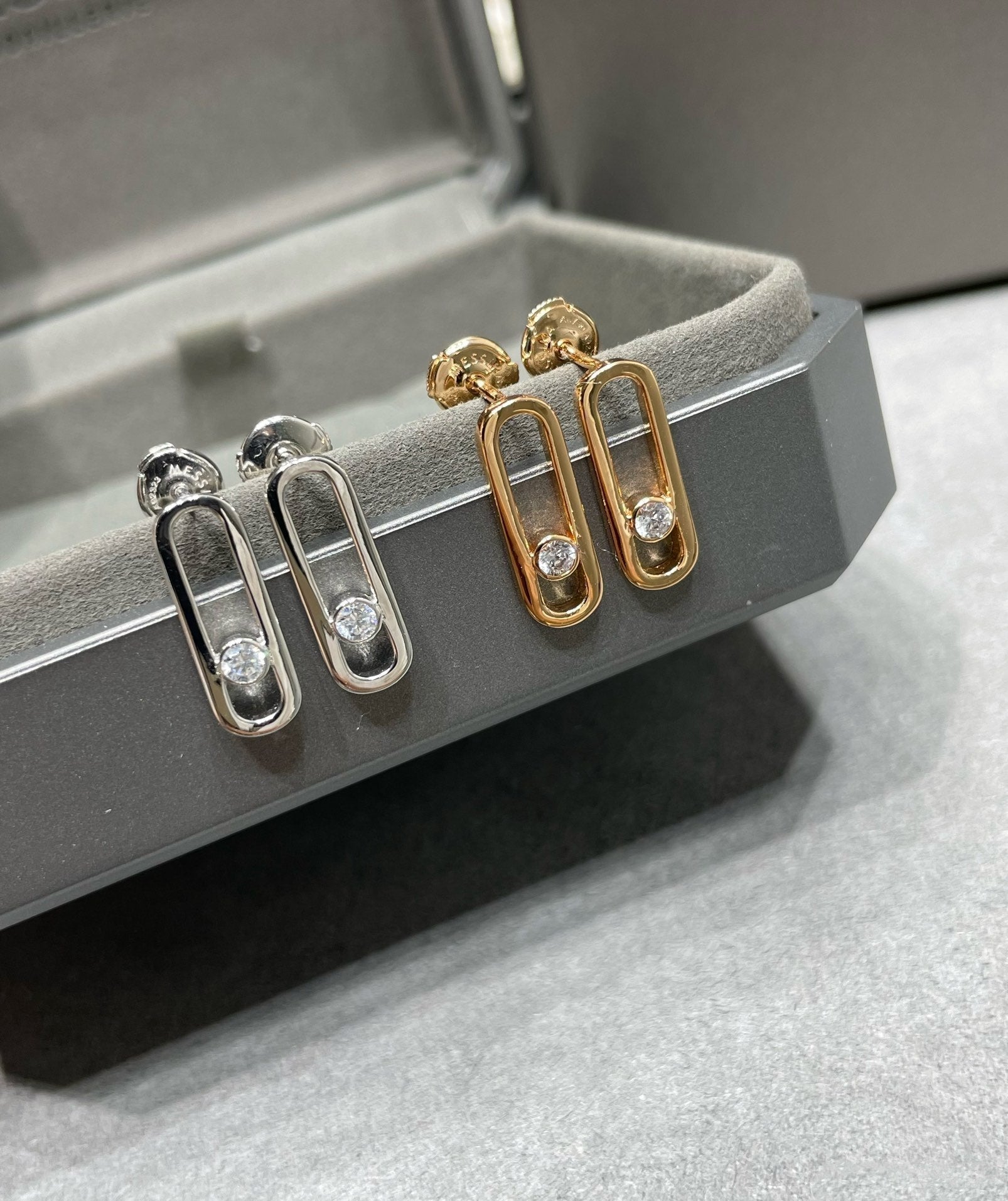 MESSIKA MOVE UNO SMALL 1 DIAMOND EARRINGS