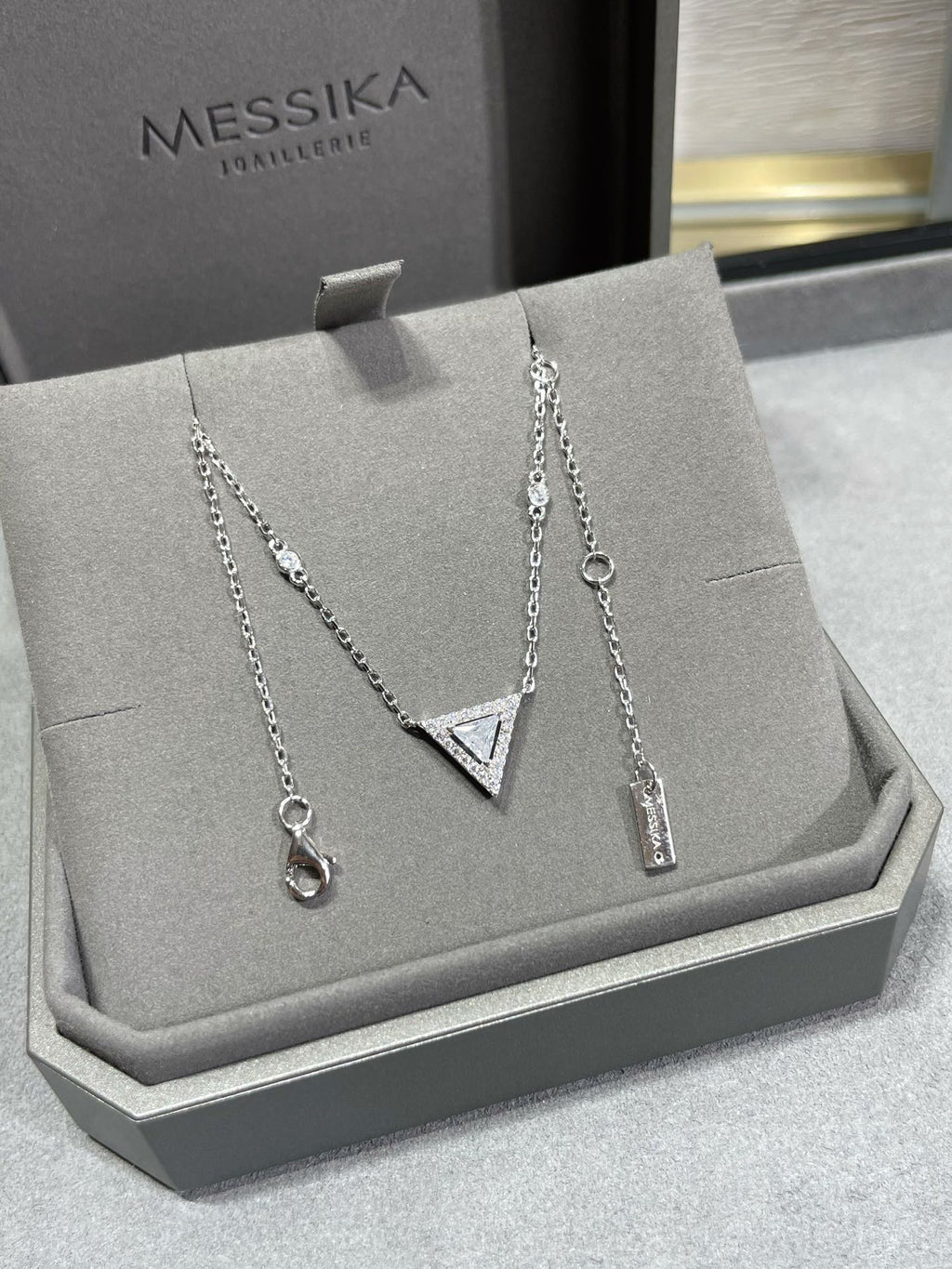 MESSIKA MESSIK TRIANGLE DIAMOND SILVER NECKLACE